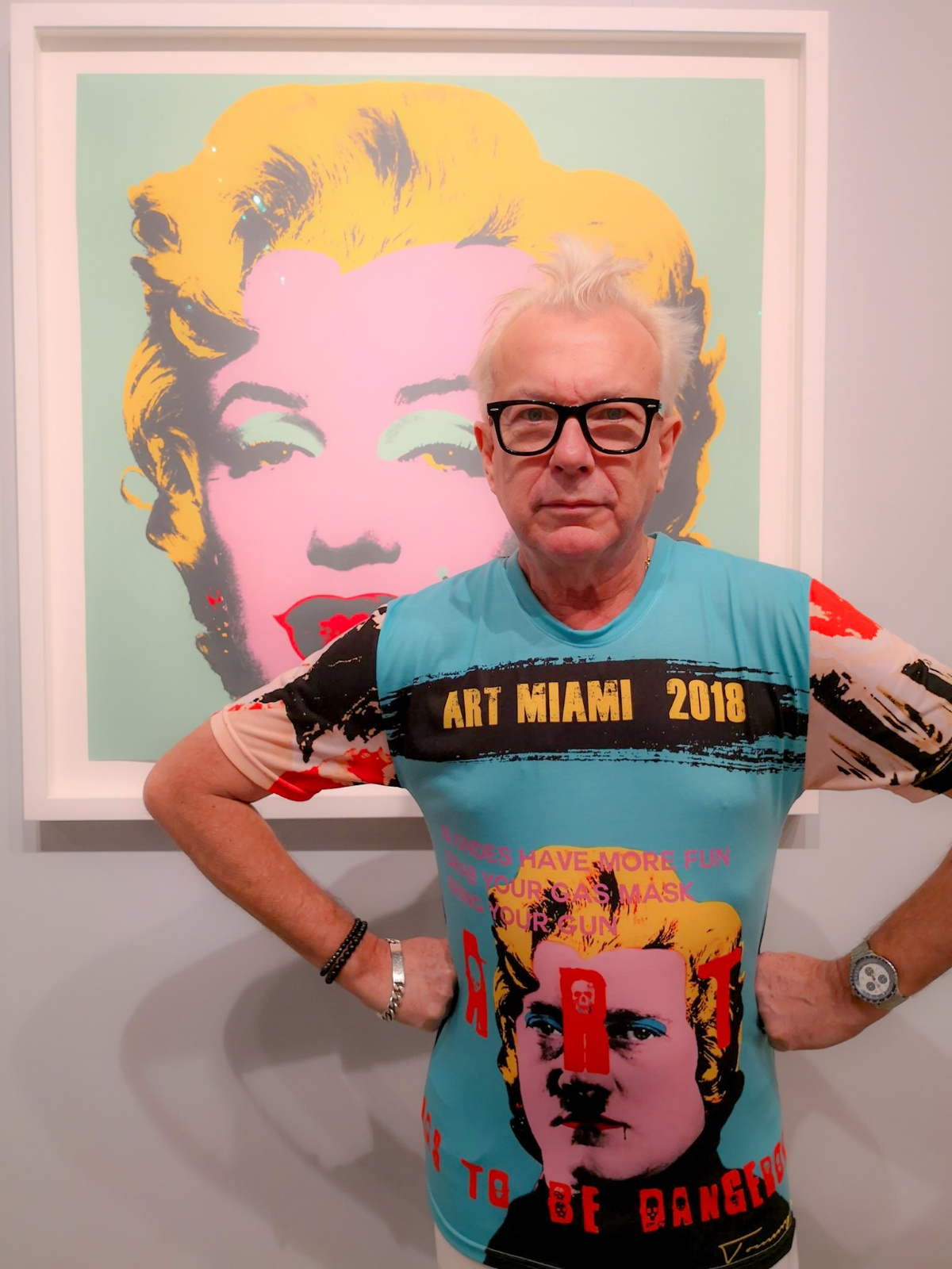 TD with Warhols Marilyn 